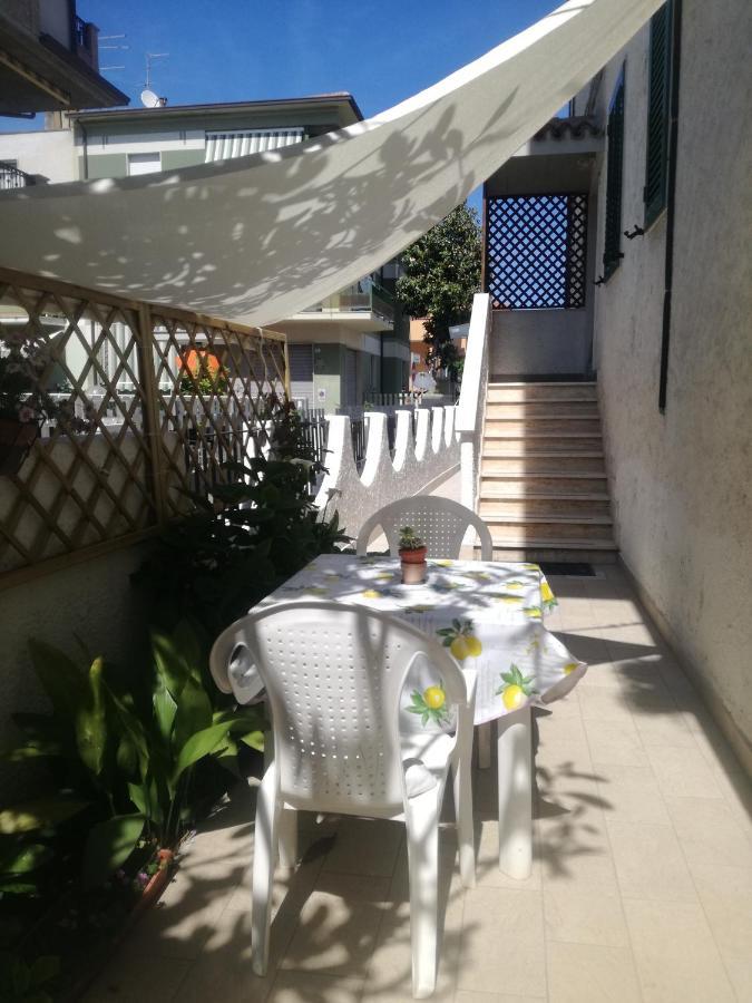 Goccia Azzurra Bed & Breakfast Silvi Marina Exterior photo